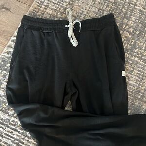 Vuori Performance Joggers